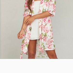 SHOW ME YOUR MUMU FLORAL ROBE OS